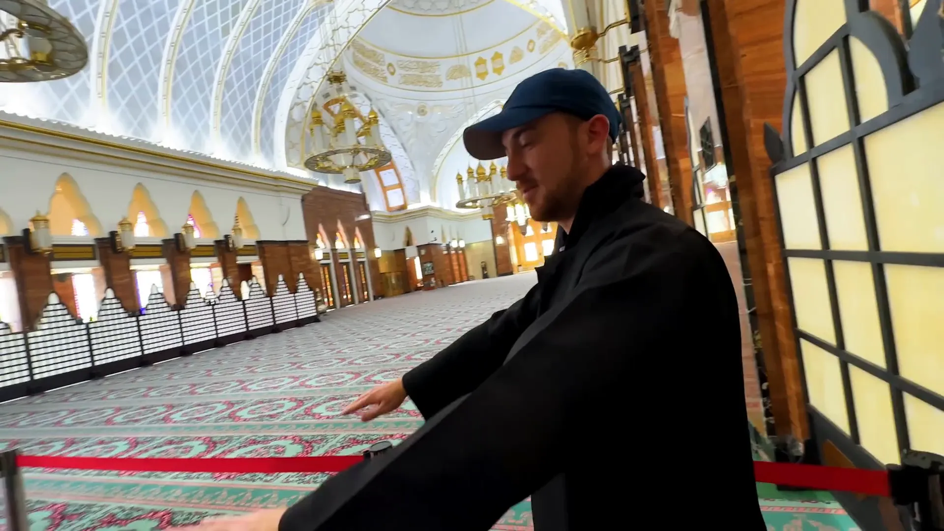 פגישה עם המקומיים